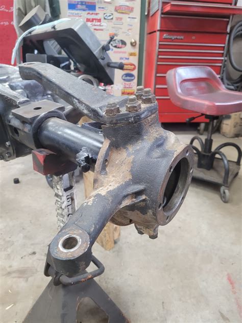 · Here's the plan: 1) Remove the XJ's steering <b>knuckles</b>, and replace with early Chevy 1/2 ton 4x4 (K10) open <b>knuckle</b> <b>Dana</b> <b>44</b> <b>parts</b> - this would give me locking hubs and the. . Dana 44 closed knuckle parts
